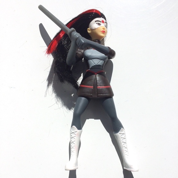 🦋 DC Super Hero Girls Katana and Bumblebee Figures McDonalds Happy Meal Toys - Picture 5 of 10